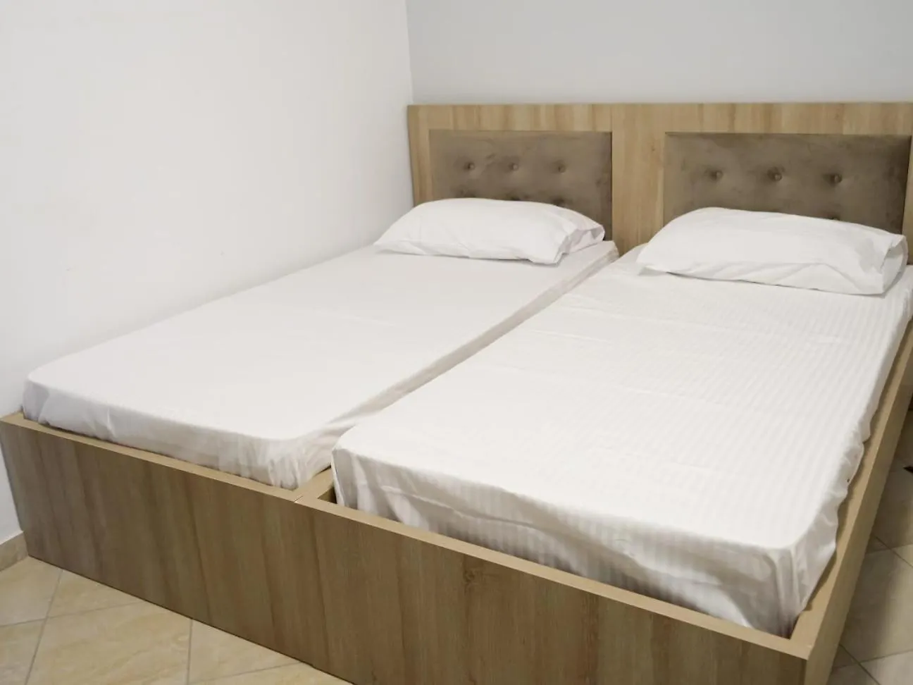 Guest house Vila Aria Pura Vlore
